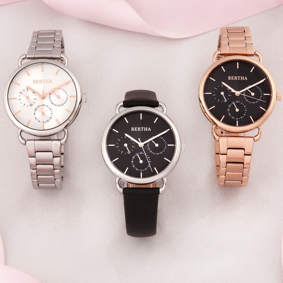 Black Genuine Leather Band Women\'s Watch